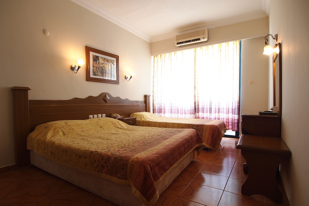 Habitación Doble o Twin Estándar, Vista al Jardín
