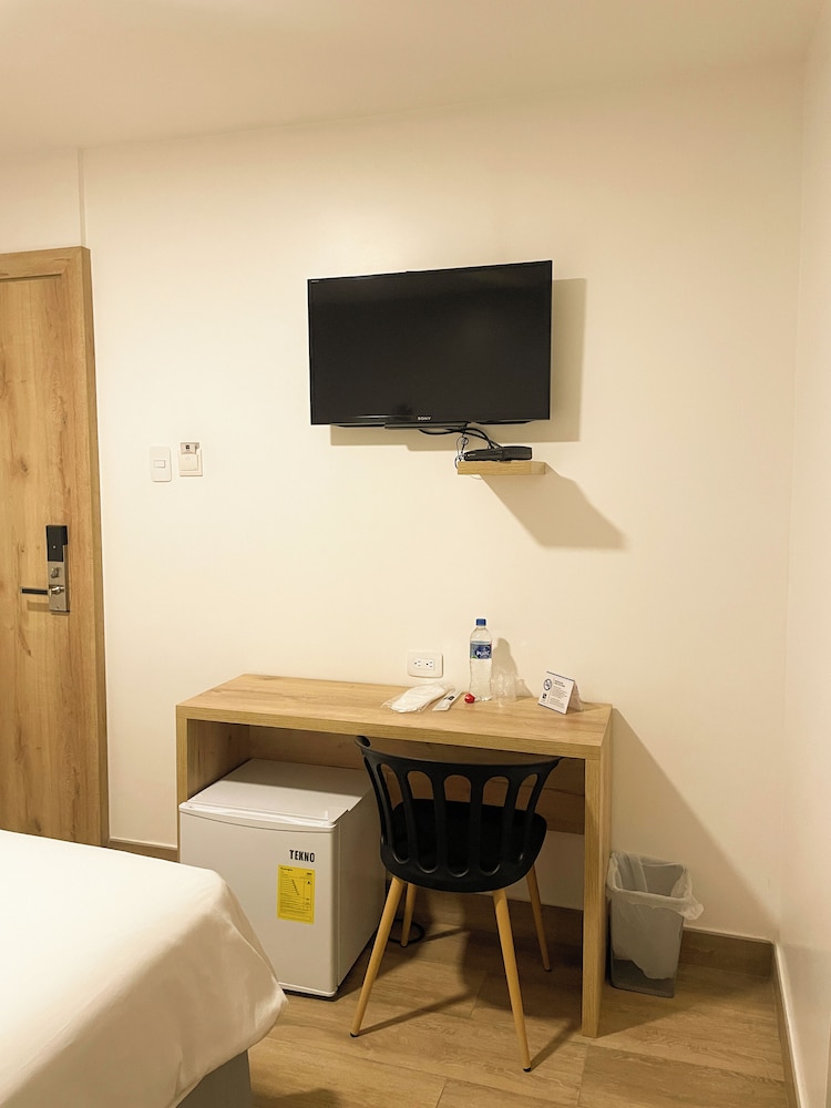 Standard Double Room, 1 Queen Bed photo 3