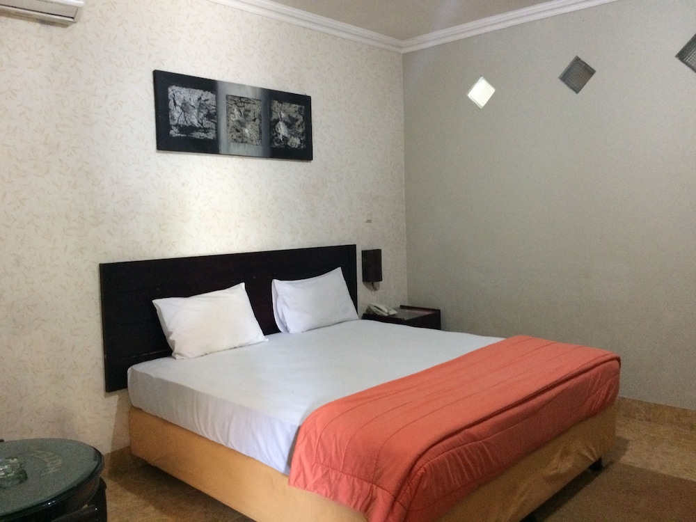 Superior Twin Room, 2 Bedrooms, Smoking, Garden View photo 2