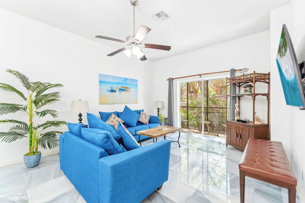 Condo, Multiple Beds, Hot Tub, Garden View (Serene Stay At Bahama Bay)