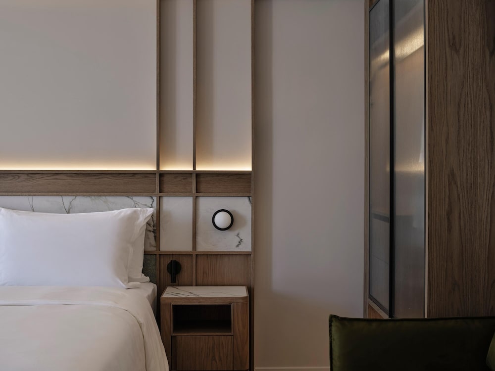 Active Suite - Photo 13