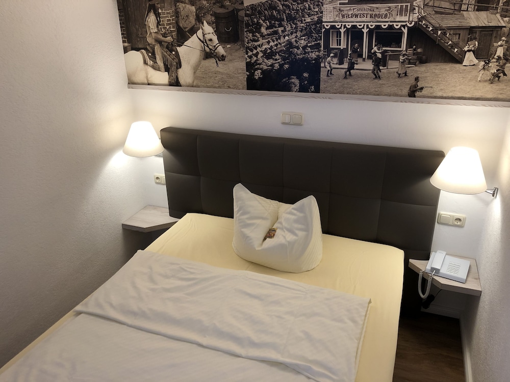 Double Room - Photo 3