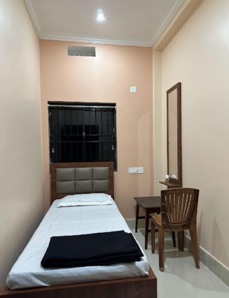 Classic Single Room