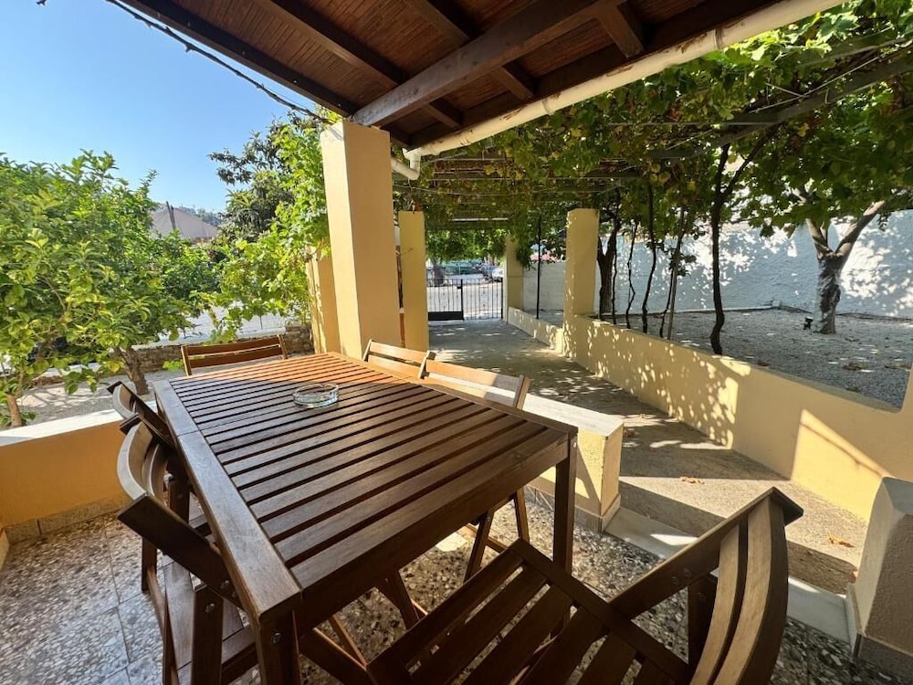 Apartment, Garden View
