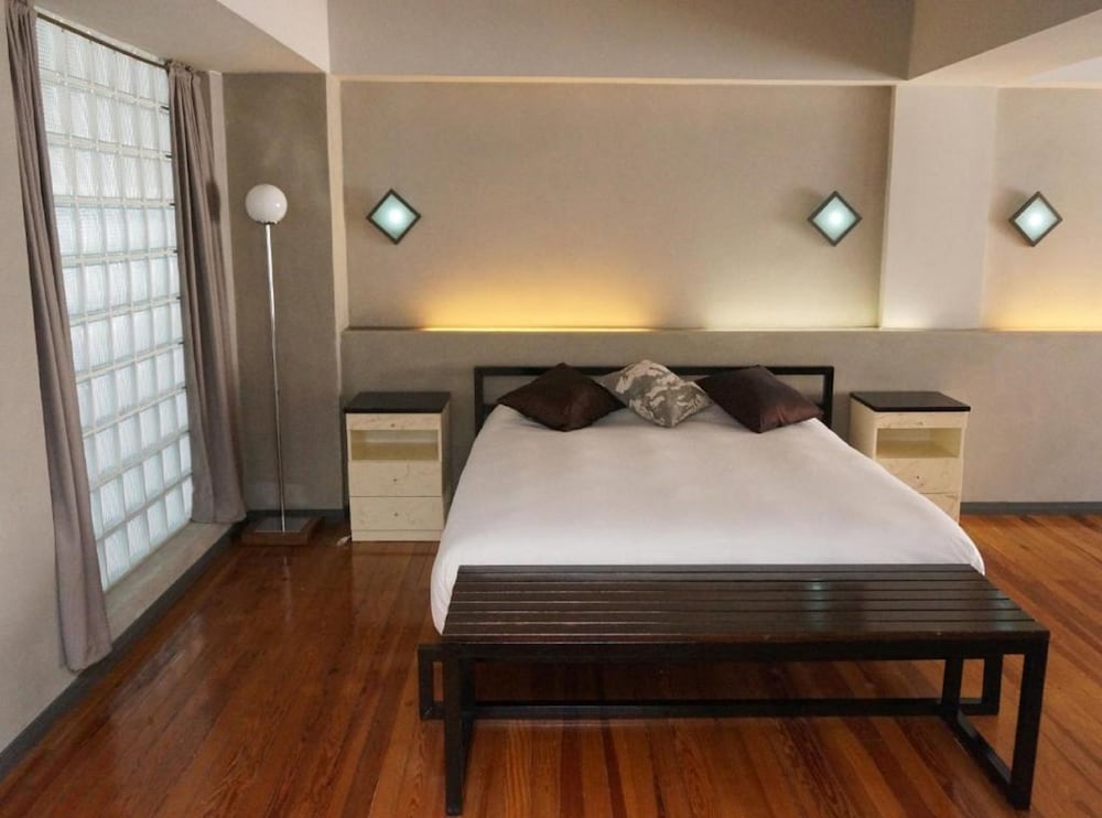 Superior Suite, Pool Access photo 3