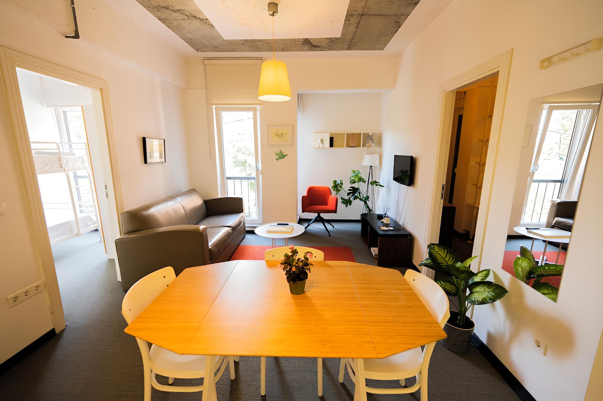 Family Apartment photo 1