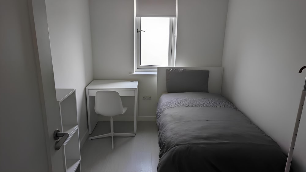 Single Room, Garden View