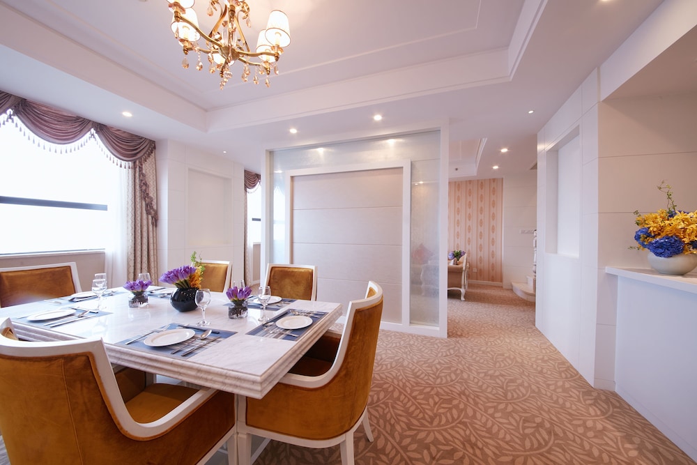 Premium Suite photo 2