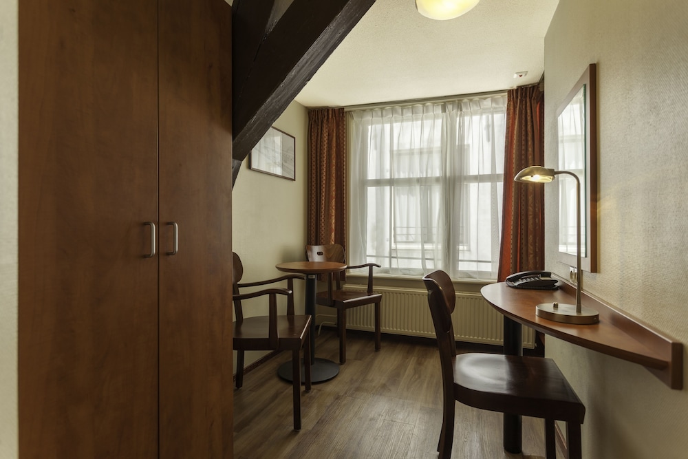 Triple Room, 3 Twin Beds