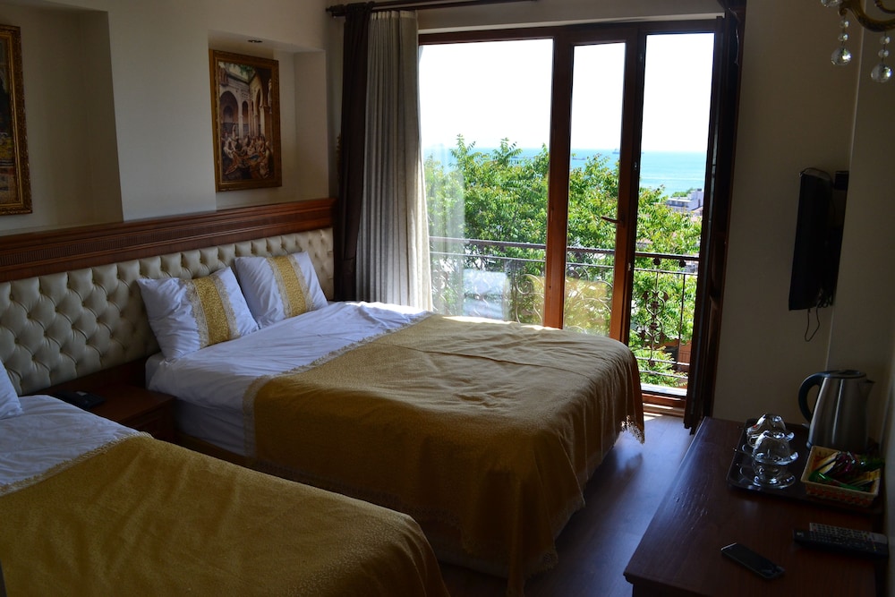 Triple Room, Sea View photo 3