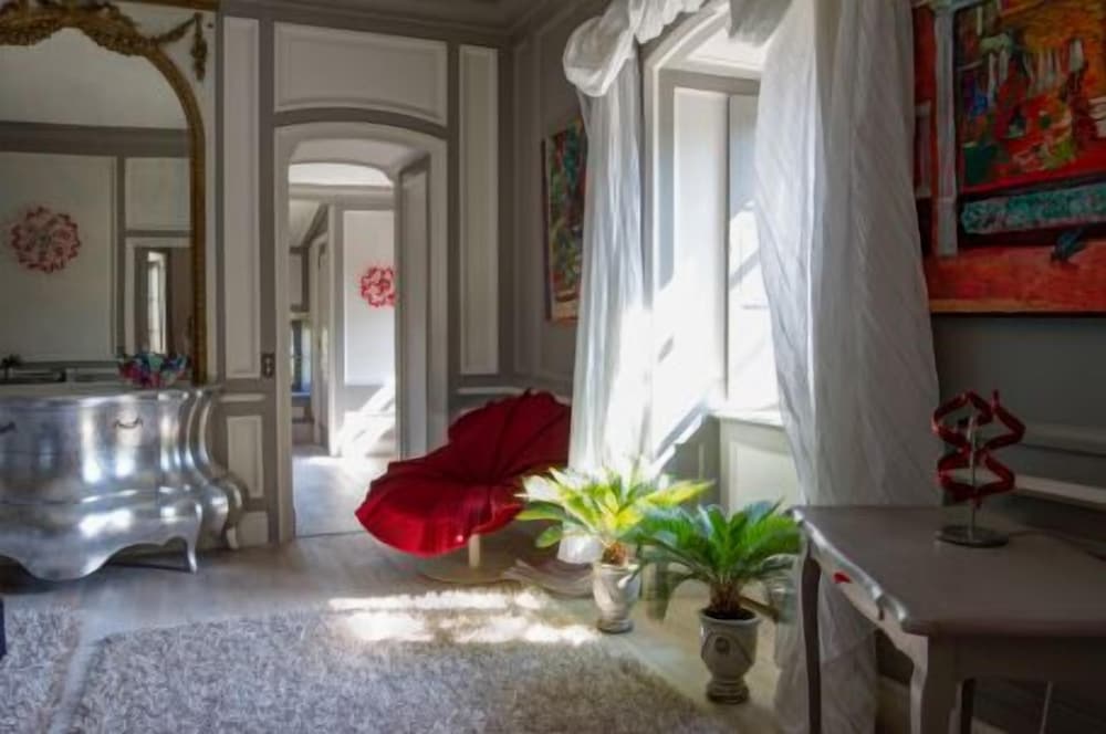 Suite (Que Linda) photo 3