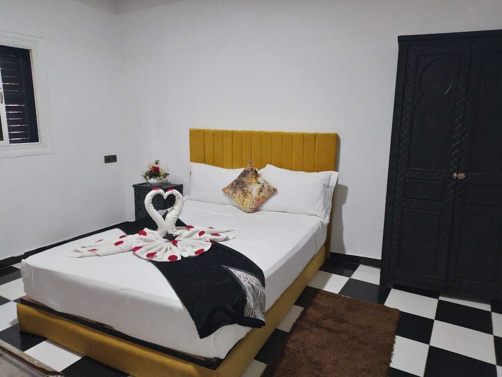 Basic Single Room - Photo 2