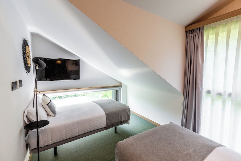 Standard Single Room, Mountain View, Garden Area