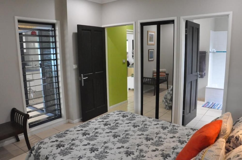 Stunning Island Home,Private,Pool,Adults Only,Pets