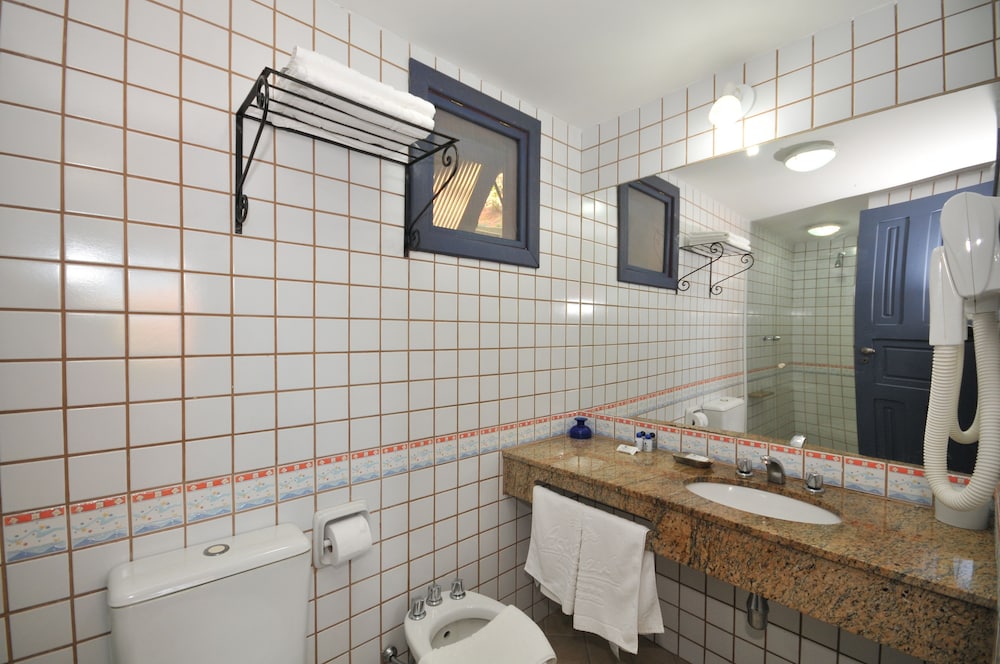 Standard Double Room - Photo 9