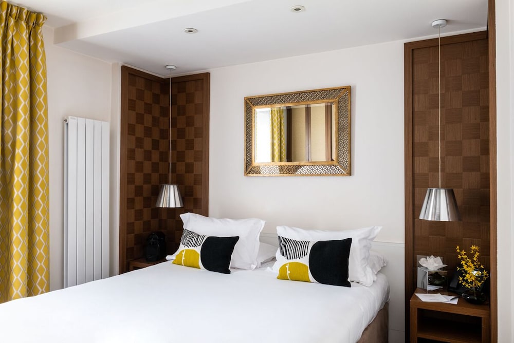 Double Room (Grand Lit) photo 1