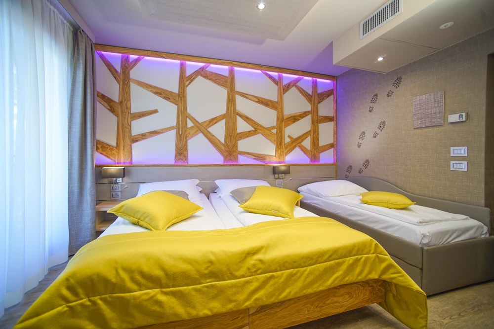 Comfort Triple Room, 1 Double Bed with Sofa bed
