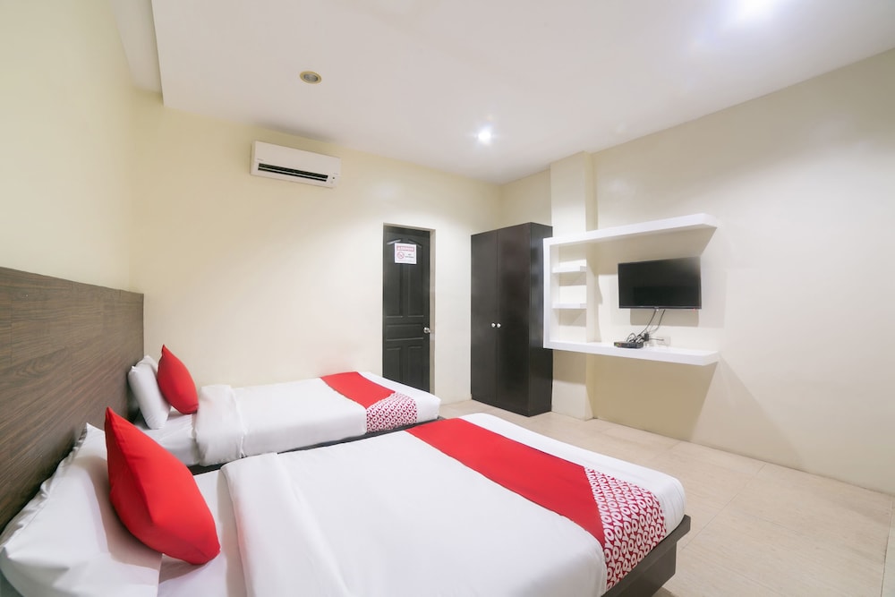 Deluxe Twin Room photo 2
