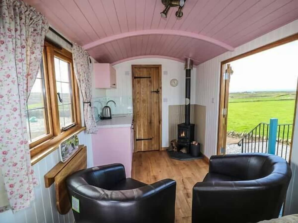 Cottage photo 3