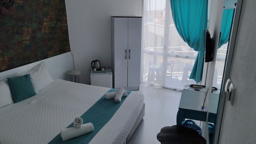 Standard Double Room, Sea View - Photo 4
