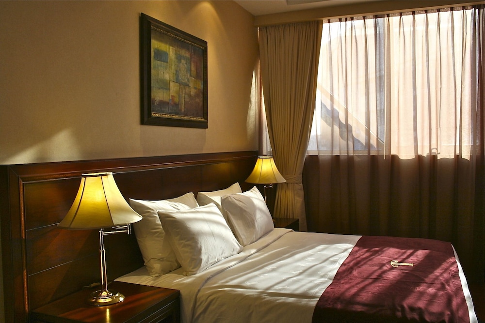 Trianon Hotel — photo 130