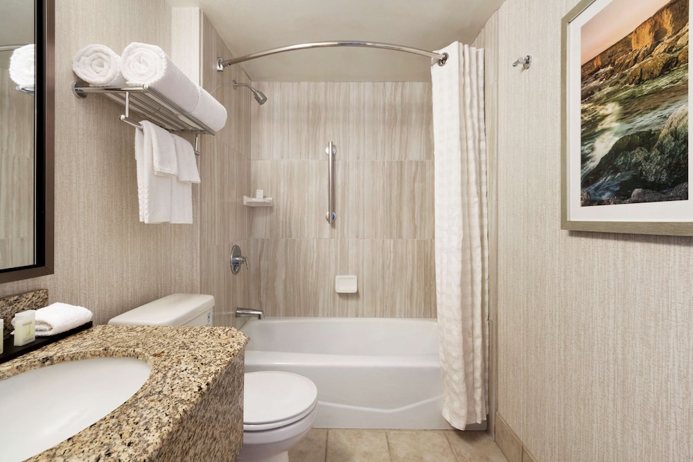 Suite, 2 Queen Beds, Accessible (Hearing) - Photo 5