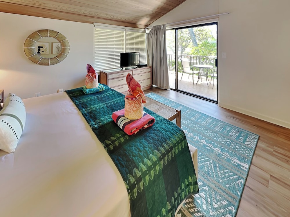 Condo, 1 King Bed, Ocean View photo 2