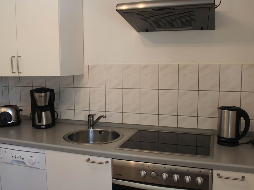 Apartment photo 2