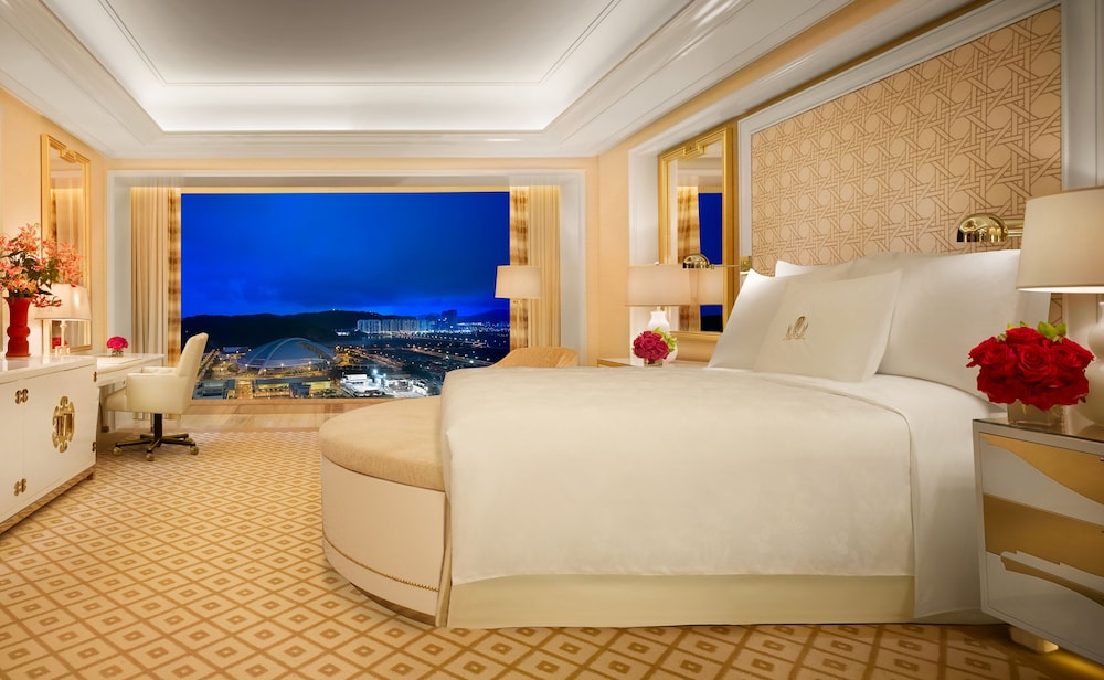 Parlor Suite