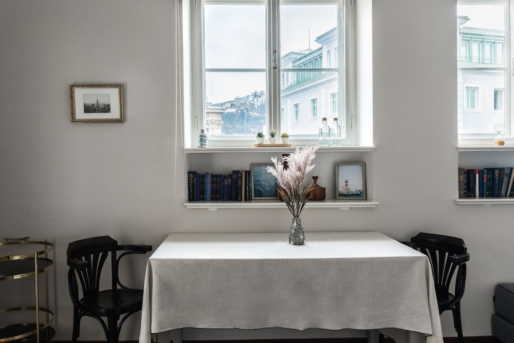 1 Bedroom Apartment, Balcony - Duplex photo 2