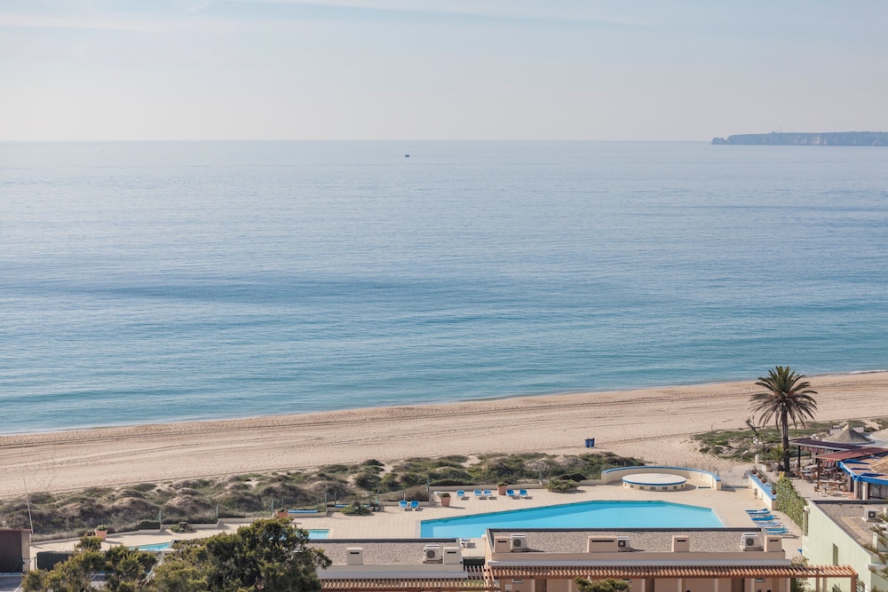 Suite, Sea View