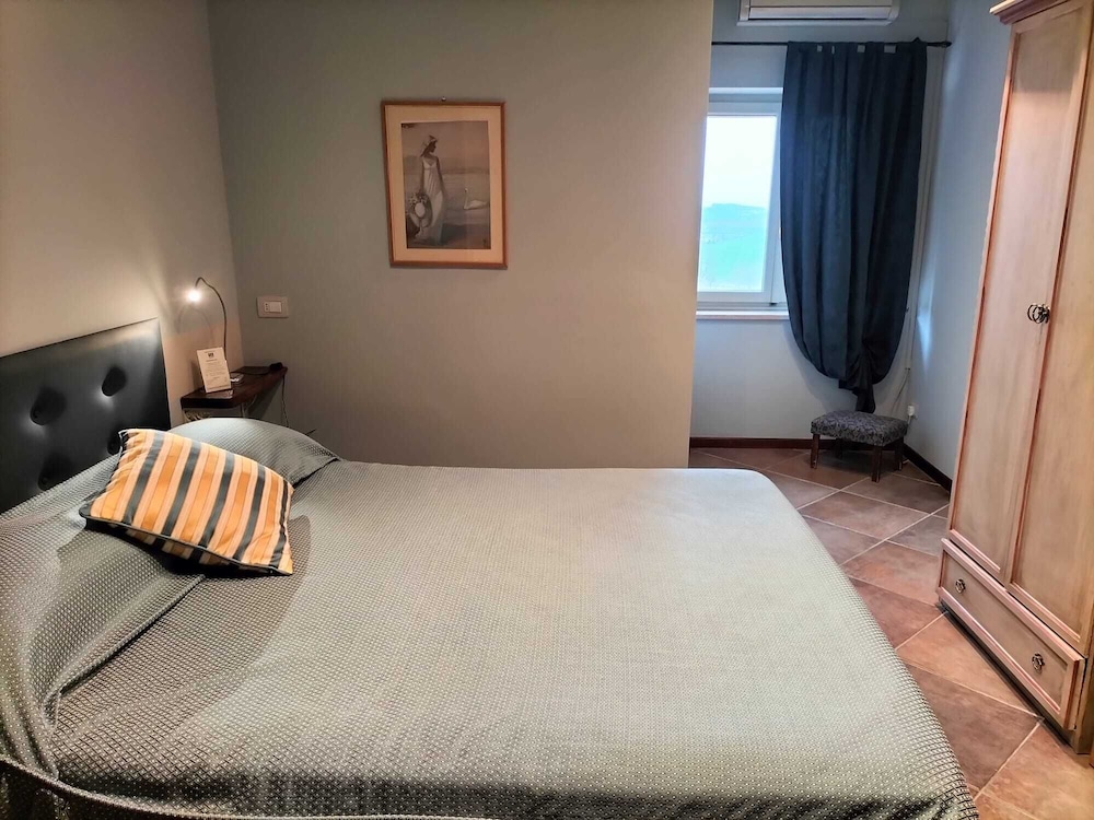 Classic Double Room photo 1