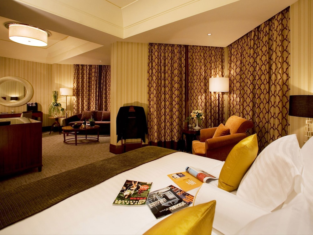 Superior Suite, 1 King Bed