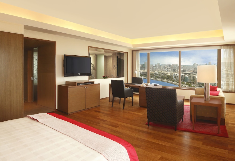 Suite (Trident Special) thumbnail 6