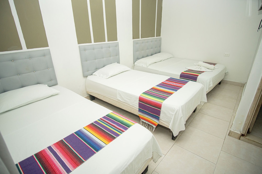Standard Triple Room - Photo 3