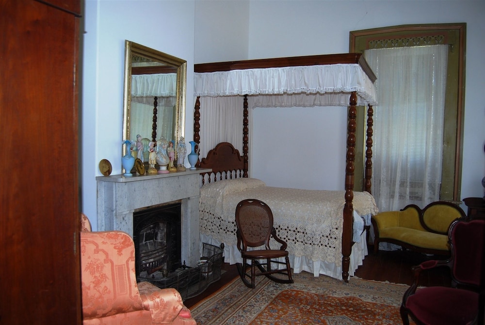 Deluxe Suite, Multiple Beds photo 2