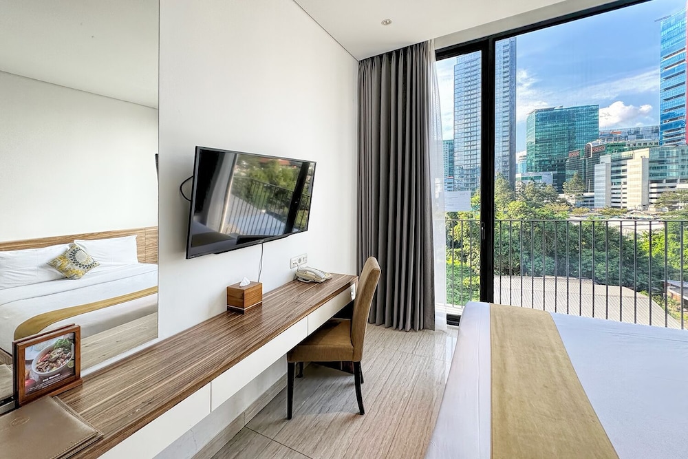 Deluxe Room - Photo 5