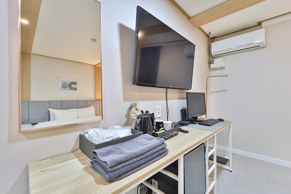 Standard Double Room photo 2