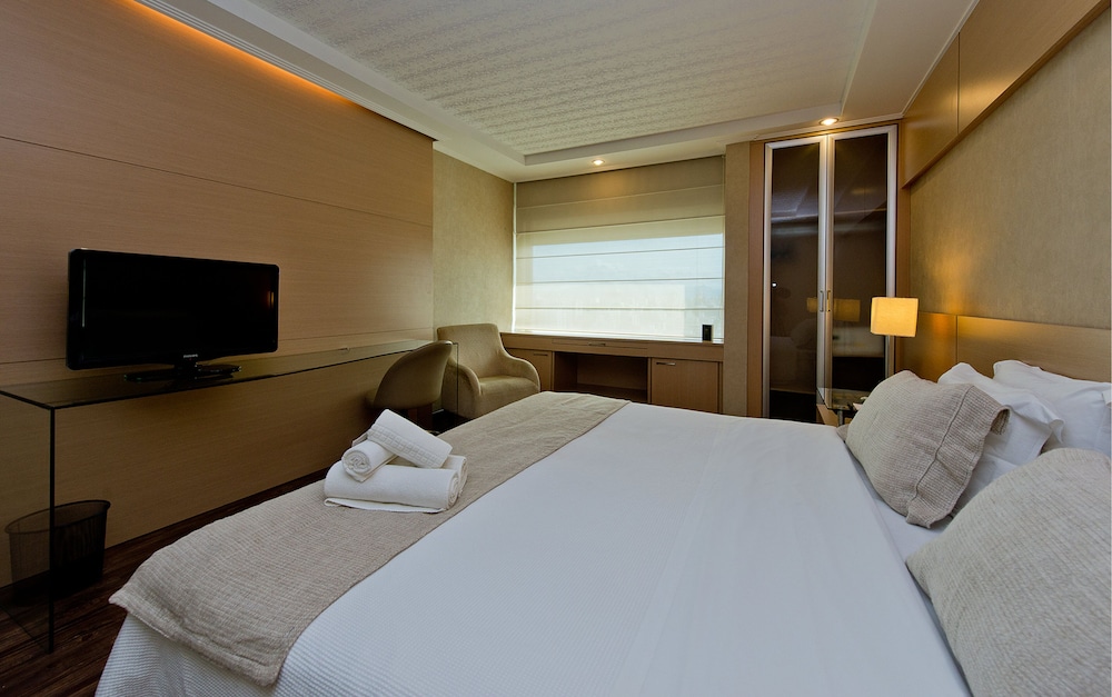 Deluxe Double Room - Photo 3