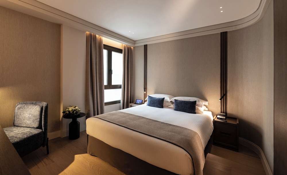 Business Double or Twin Room