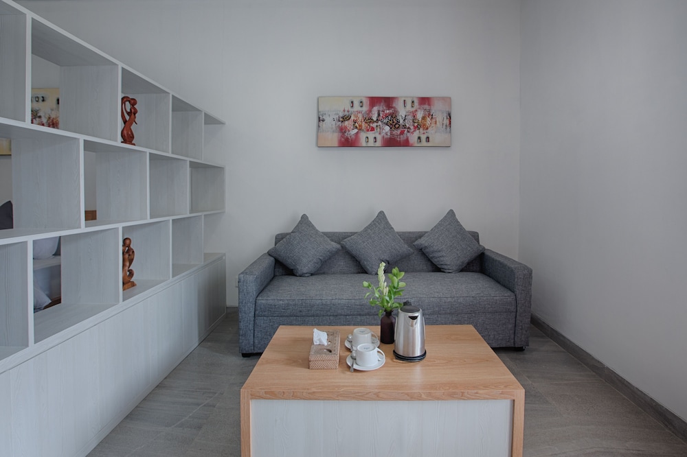 Deluxe Upper Floor - Photo 8