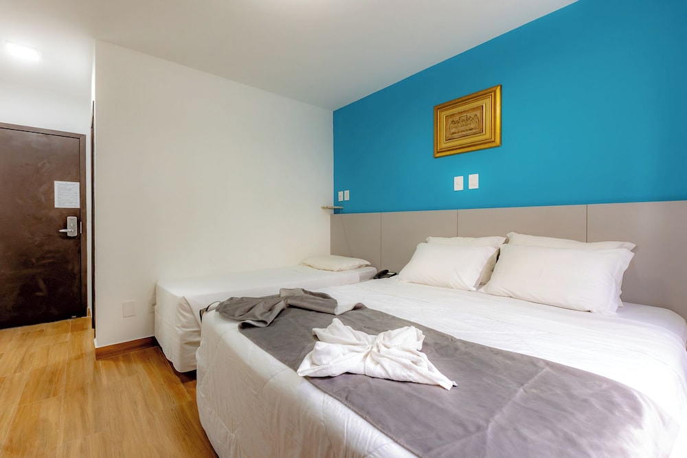 Superior Triple Room, Multiple Beds - Photo 8