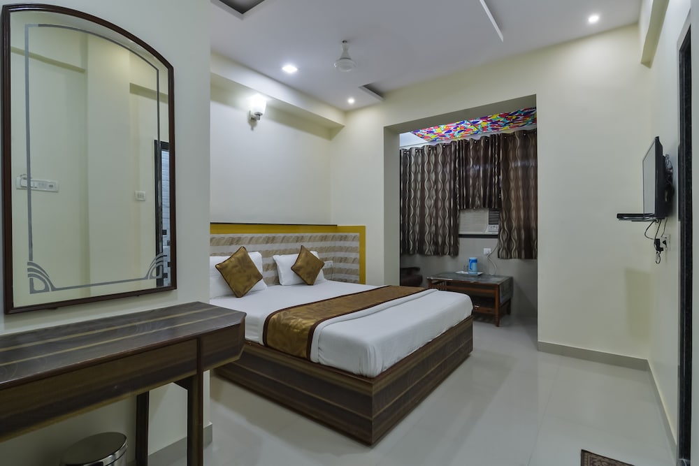 Suite Room - Photo 1