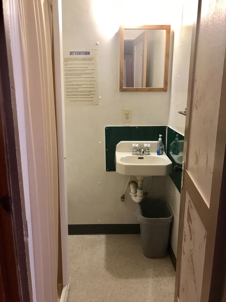 Deluxe Cabin photo 2