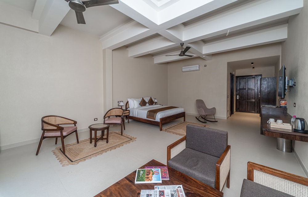 LKSHVAKU LUXURY SUPERIOR ROOMS photo 3