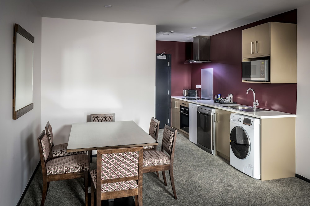 Two Bedroom Suite with Two Bathrooms - Photo 15