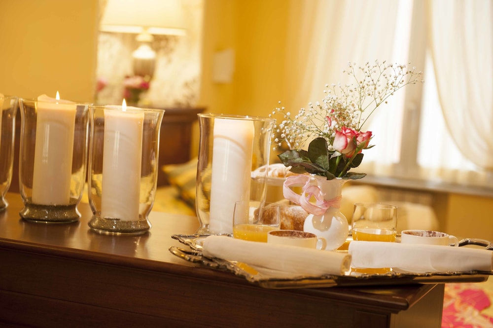 Comfort Suite photo 2