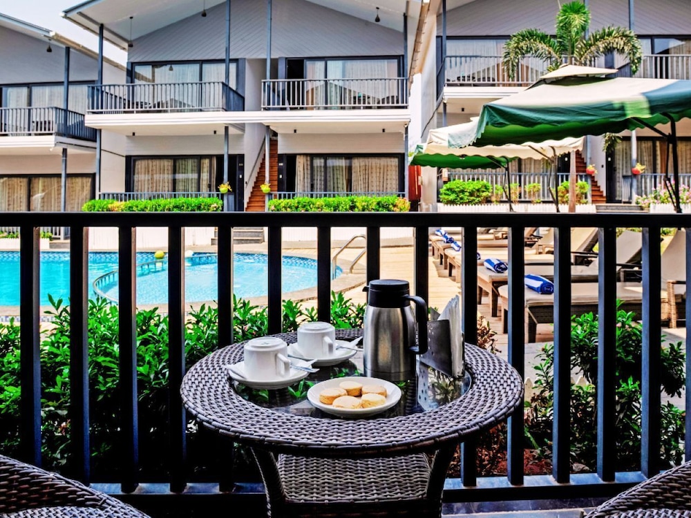 Oralia Pool View - Photo 7