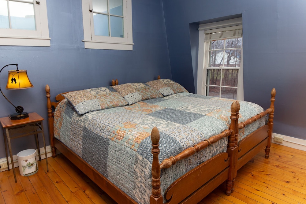 Standard Room, 1 King Bed, Non Smoking (Porter)