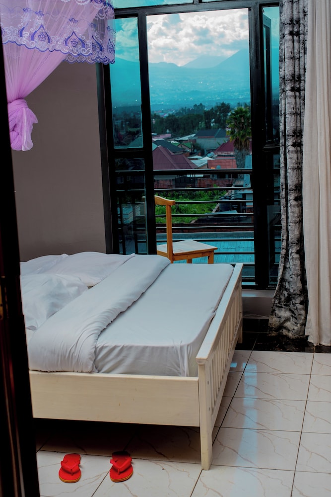 Deluxe Double Room, Balcony, Park View photo 3